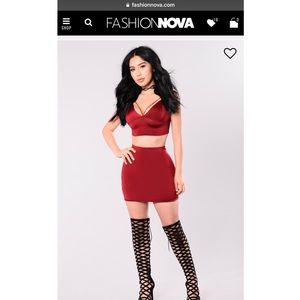 Fashion Nova burgundy matching set